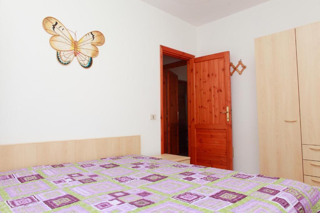 Appartamenti Ideal Isola Rossa Exterior foto